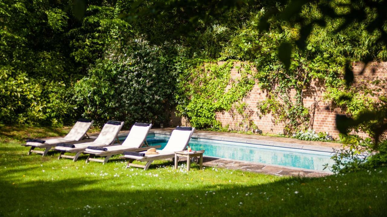Uccle Guest House La Maison Chantecler מראה חיצוני תמונה